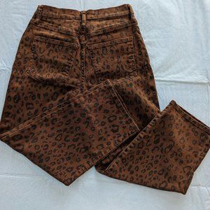 Women's Universal Thread Leopard Cheetah Print Cropped Jeans size 0/25inch SHORT